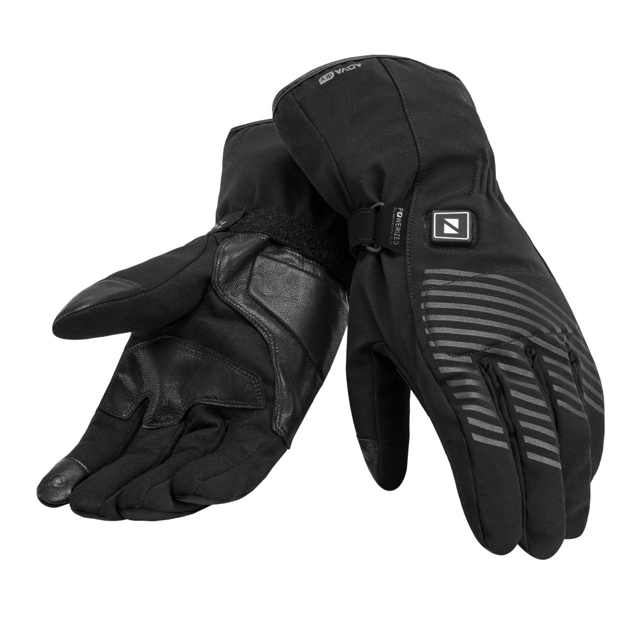 <div class='descrGalleryTitle'>ZONZO VIENNA</div><div class='descrGalleryText'><p>Il marchio urbano del gruppo Wheelup propone il<b> guanto riscaldato da moto Vienna</b>. Il suo sistema prevede un riscaldamento a tre intensità con alimentazione 7,4 Volt; tutto il corredo di batterie e cavi di collegamento è venduto separatamente. Il riscaldamento si attiva tramite un pulsante e il calore si diffonde sul dorso stesso ma anche <b>fino alla punta delle dita</b>, grazie a cavi in fibra di carbonio che fungono da conduttori.&nbsp;</p>
<p>Nella costruzione sono integrate una <b>membrana impermeabile Aqvadry</b> e l’imbottitura ComfortMax di DuPont. Il guanto Parigi è realizzato in tessuto elasticizzato, pelle e microfibra.&nbsp;</p>
<p>I guanti da moto riscaldabili Zonzo Vienna sono disponibili in taglie da S a 3XL al prezzo di listino di 109 euro, nettamente inferiore a tutta la concorrenza, ma, ricordiamolo, rimane necessario l’<b>acquisto del corredo di batterie</b>, 34,95 euro l’una e ne servono due, e del caricabatterie ad altri 14,95 euro.&nbsp;</p>
</div>